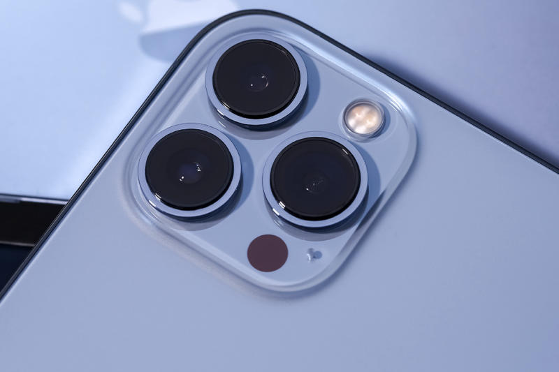 Cụm 3 camera c&oacute; c&ugrave;ng độ ph&acirc;n giải 